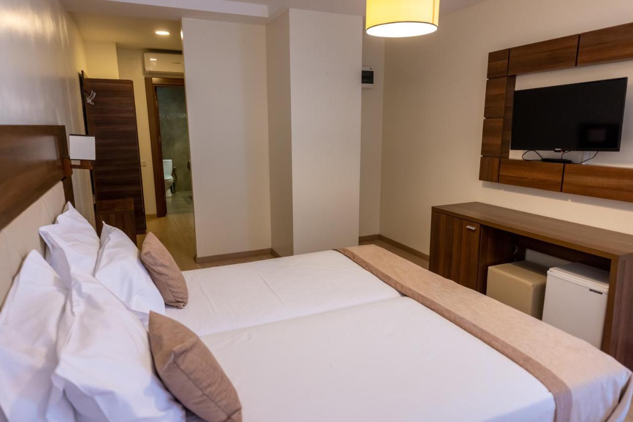 בוקרשט Aparthotel Sir Fundeni Tower מראה חיצוני תמונה