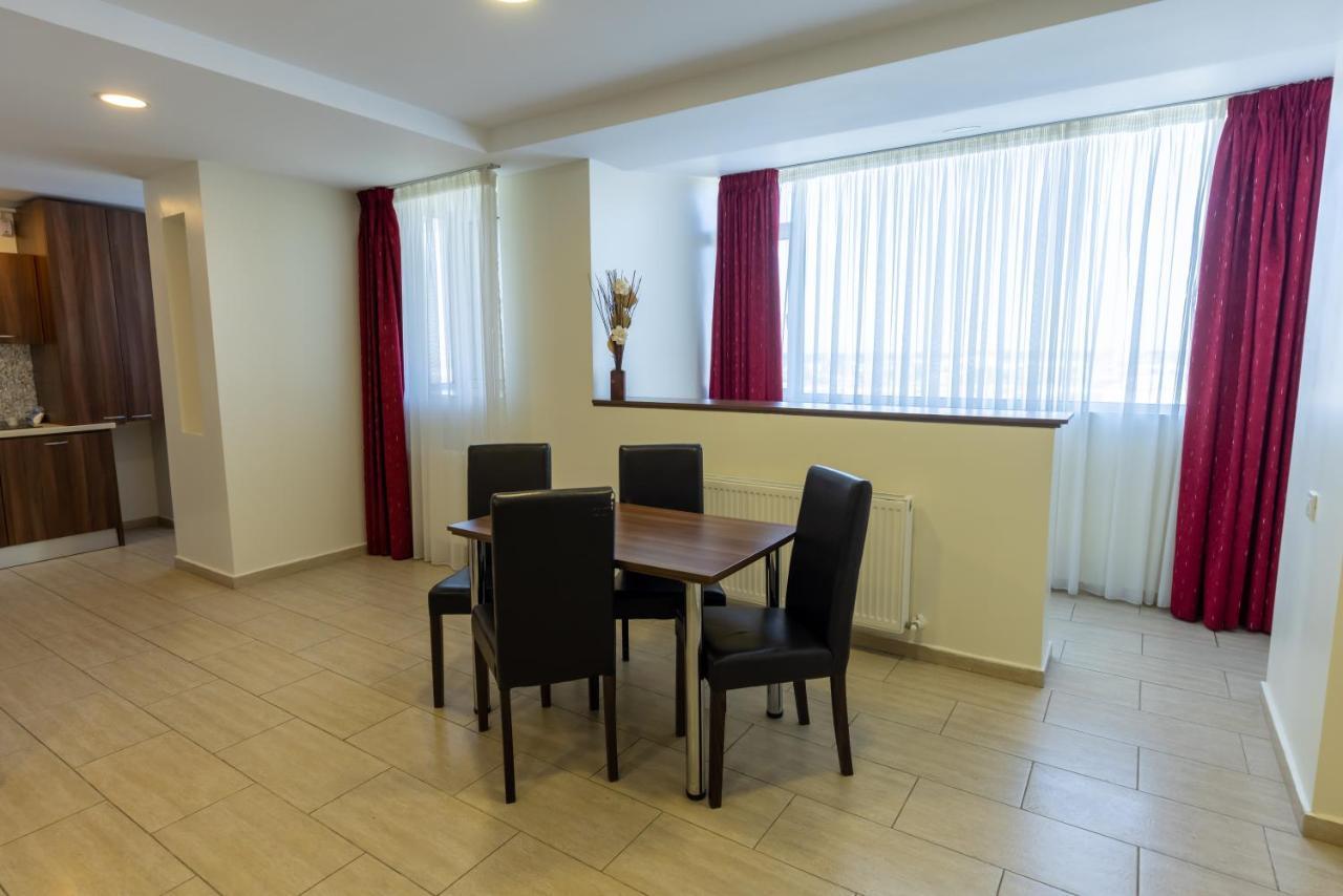 בוקרשט Aparthotel Sir Fundeni Tower מראה חיצוני תמונה