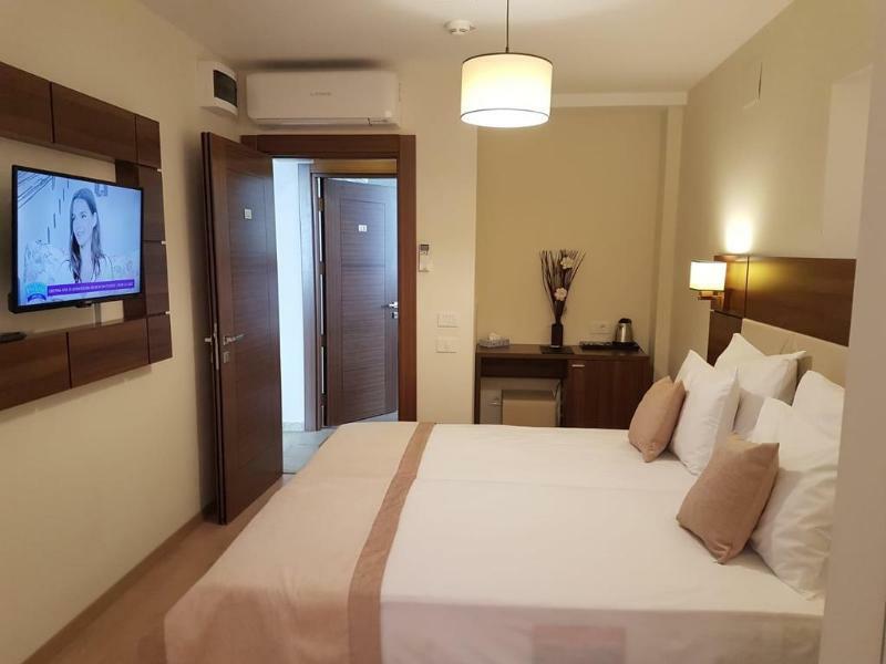 בוקרשט Aparthotel Sir Fundeni Tower מראה חיצוני תמונה